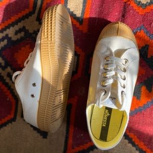 Novesta Star Master OffWhite/Brown Sneakers Size 7